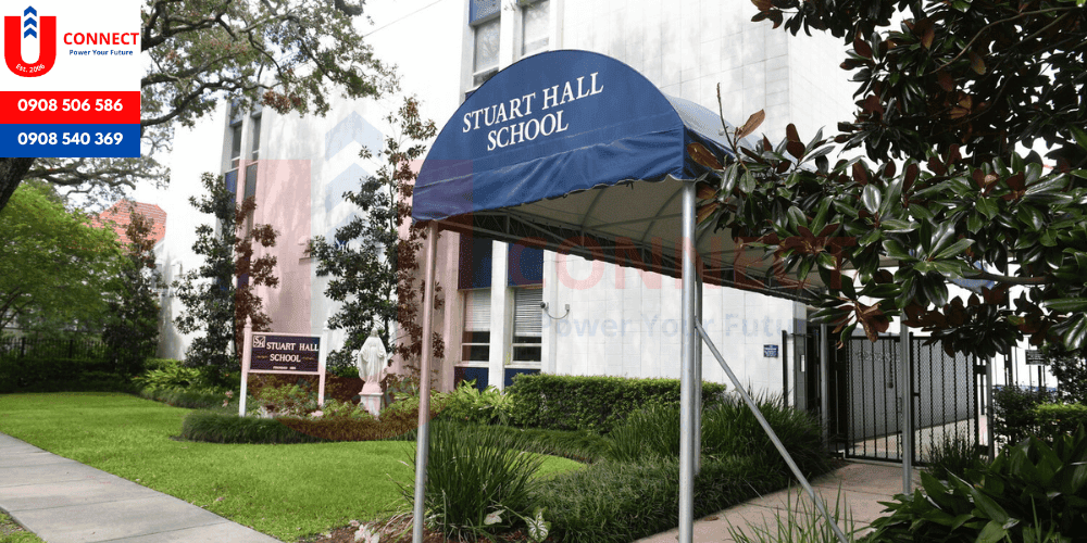trung học Stuart Hall School, bang Virginia, Mỹ